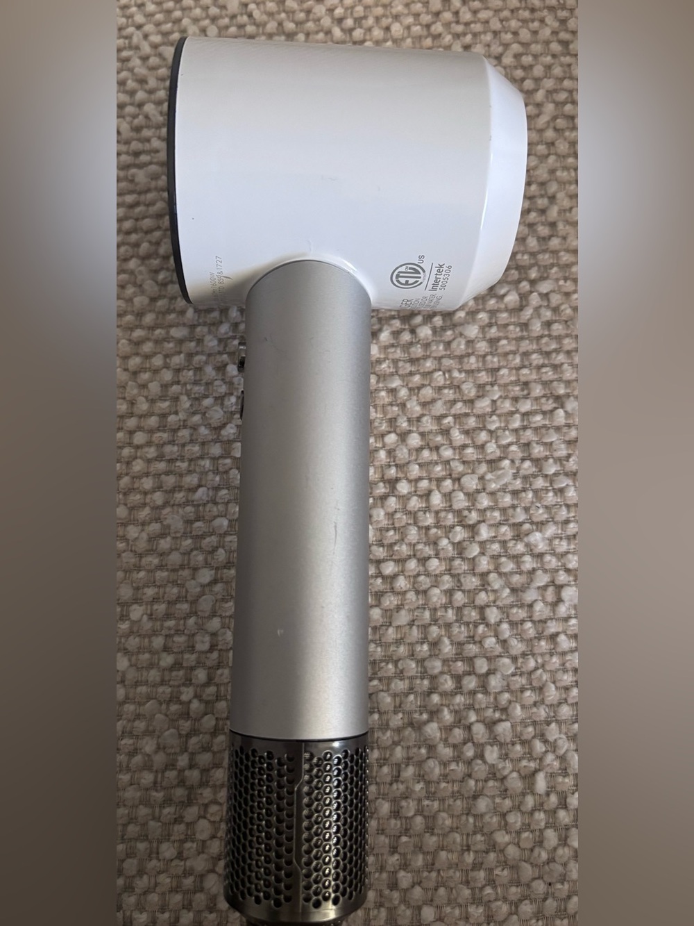 White/Silver Dyson Supersonic Hair Dryer | Magnetic Stand | 2 Attachments - Picture 4 of 15